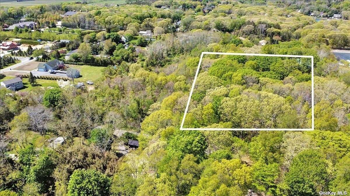 2 Acres of Residential Land for Sale in Mattituck, New York