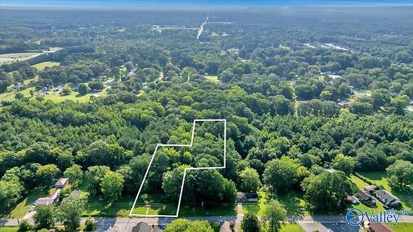 1.42 Acres of Residential Land for Sale in Hartselle, Alabama