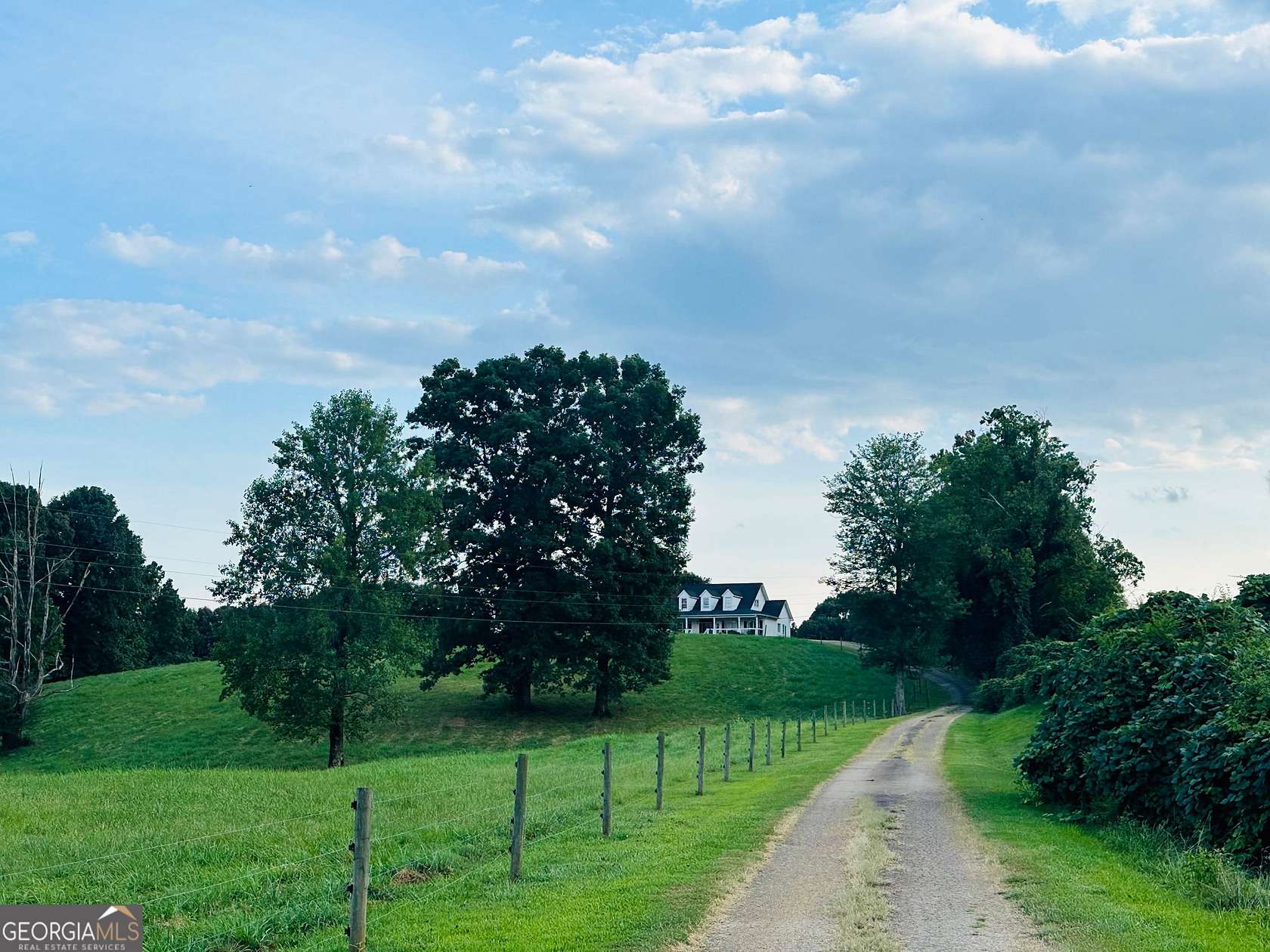 20 Acres of Land with Home for Sale in Cleveland, Georgia