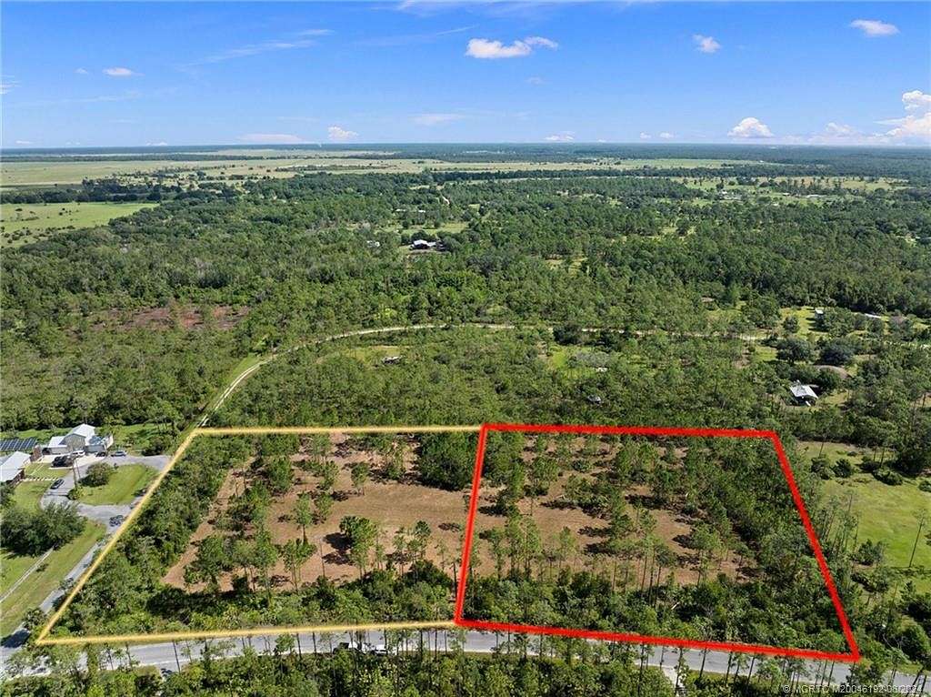 2.5 Acres of Residential Land for Sale in Okeechobee, Florida