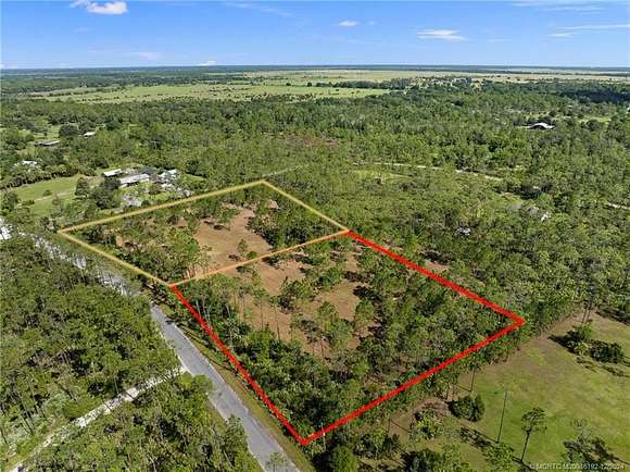 2.5 Acres of Residential Land for Sale in Okeechobee, Florida