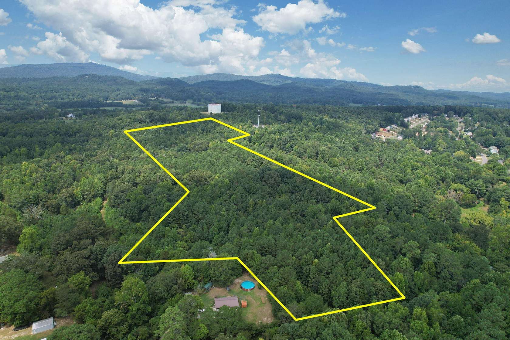 12.84 Acres of Land for Sale in LaFayette, Georgia