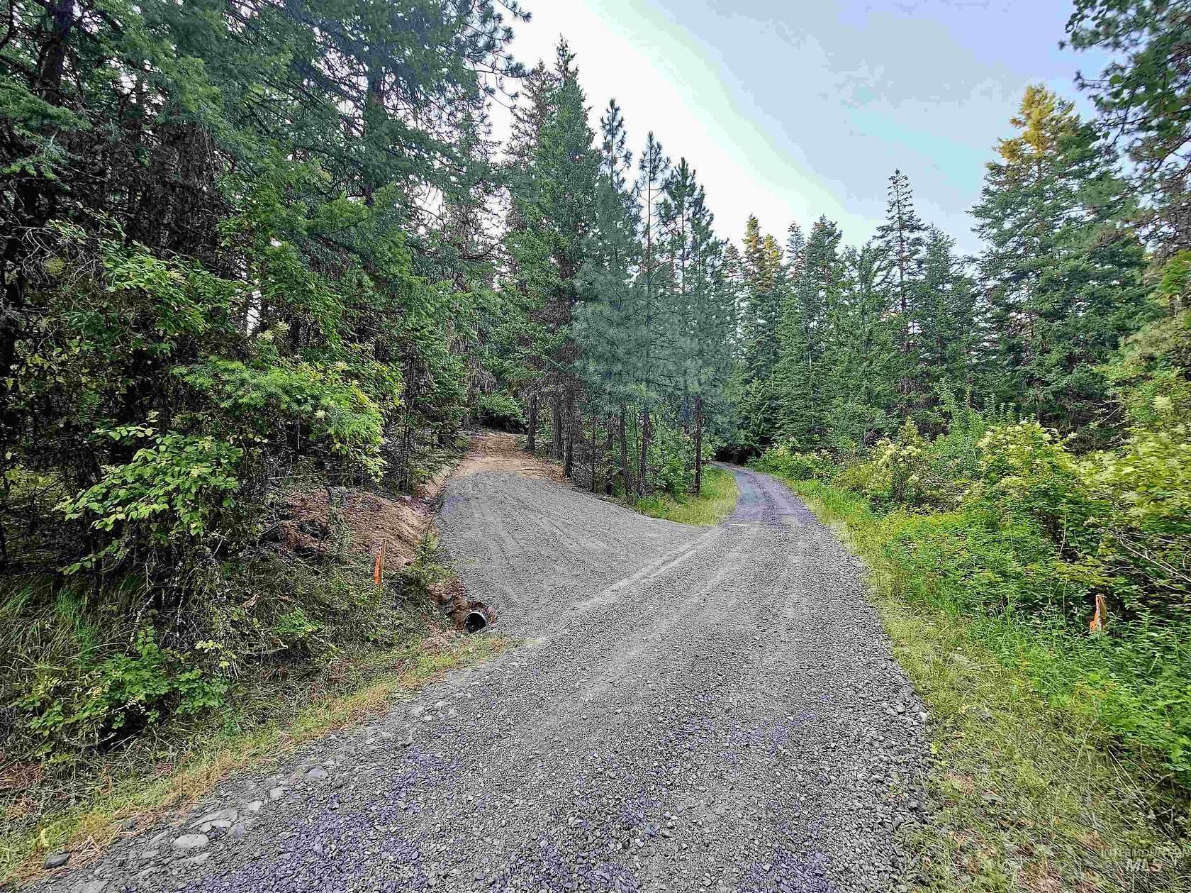 10.01 Acres of Recreational Land for Sale in Kendrick, Idaho