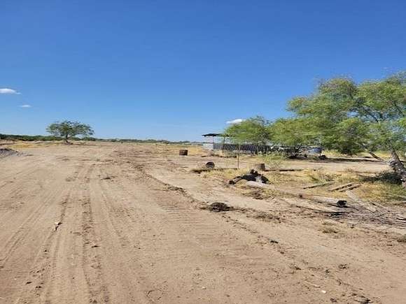 4 Acres of Commercial Land for Sale in Laredo, Texas