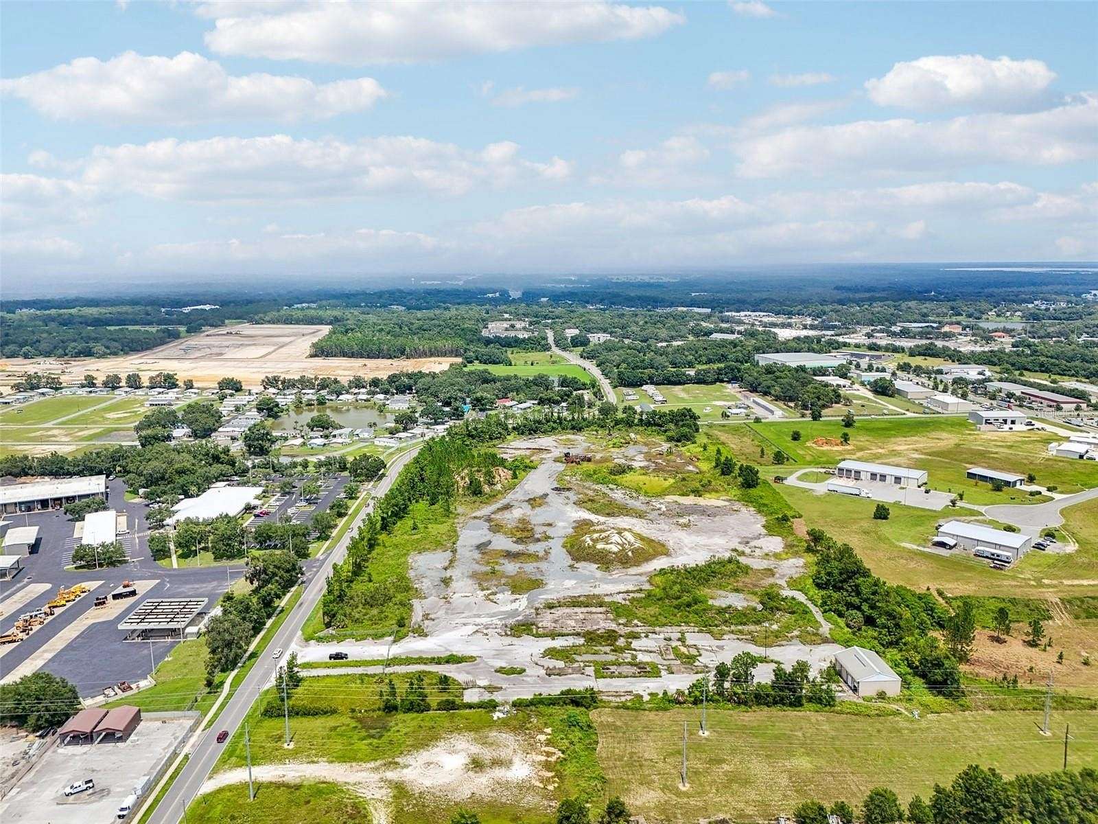 17.69 Acres of Improved Commercial Land for Sale in Leesburg, Florida