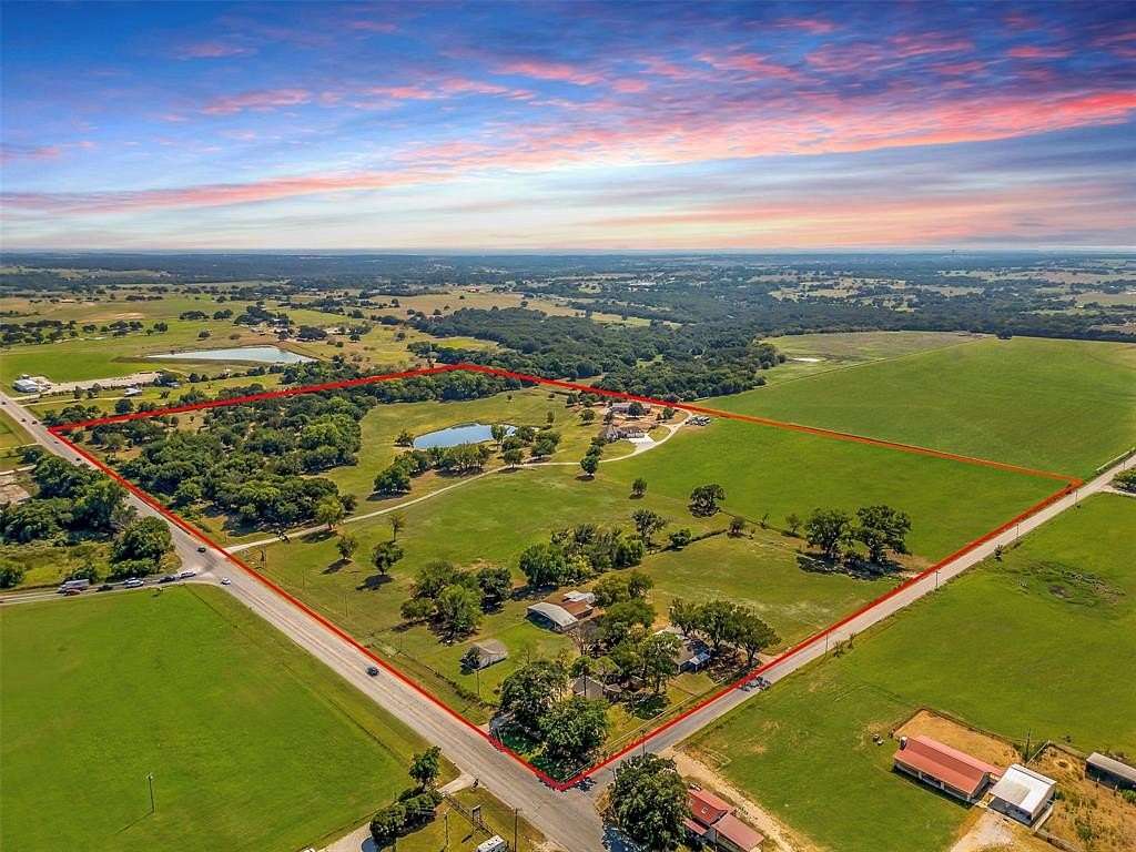 54.5 Acres of Agricultural Land with Home for Sale in Boyd, Texas