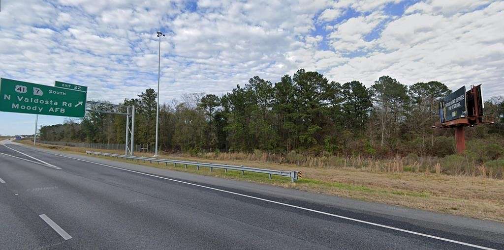 27 Acres of Mixed-Use Land for Sale in Valdosta, Georgia