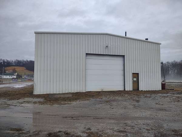 12 Acres of Commercial Land for Lease in Carmichaels, Pennsylvania