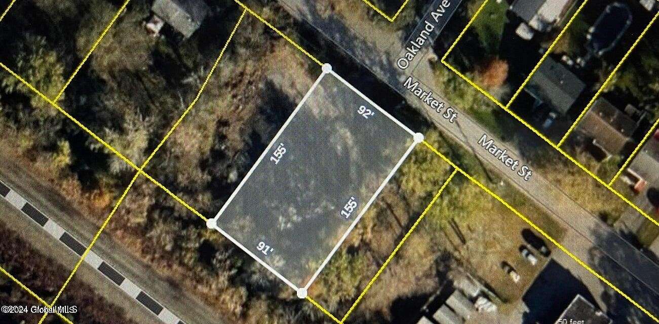 0.32 Acres of Mixed-Use Land for Sale in Glenville, New York