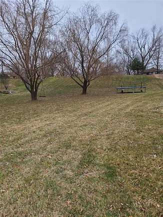 0.276 Acres of Residential Land for Sale in Parkville, Missouri