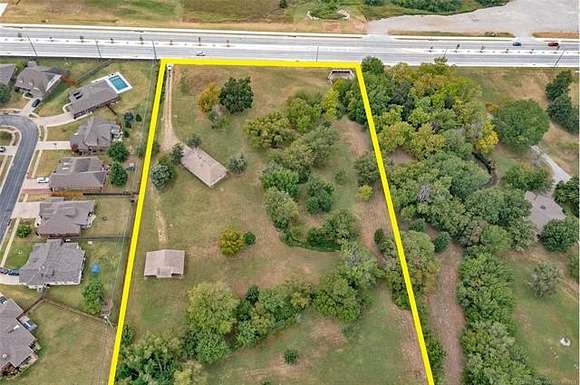 4.504 Acres of Residential Land with Home for Sale in Owasso, Oklahoma