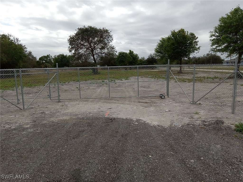 1.25 Acres of Residential Land for Sale in Clewiston, Florida