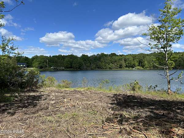 3 Acres of Residential Land for Sale in Thompson, Pennsylvania
