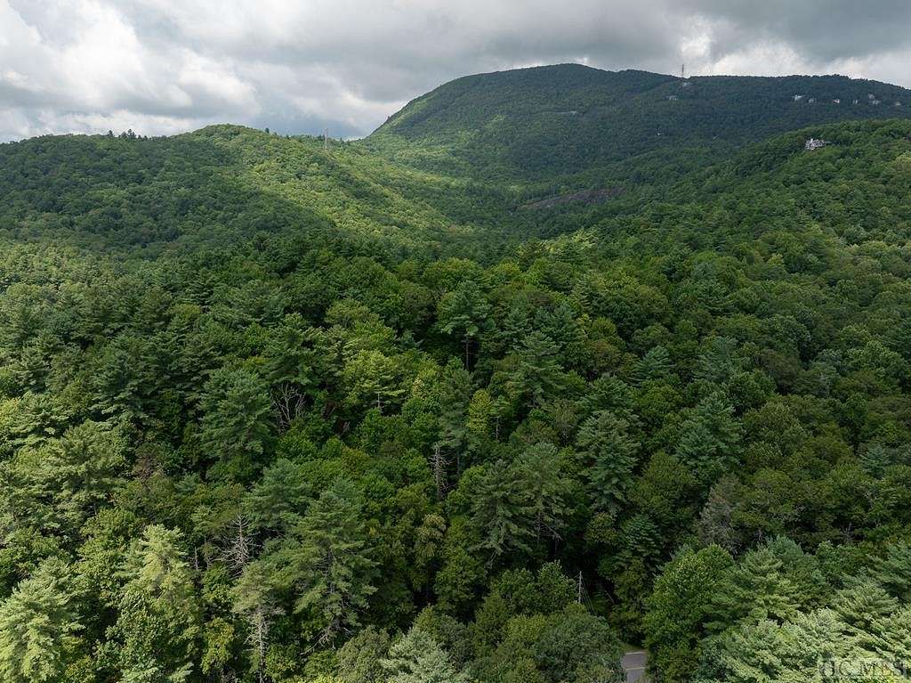 1.647 Acres of Land for Sale in Lake Toxaway, North Carolina