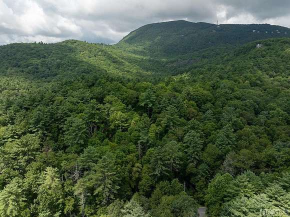 1.647 Acres of Land for Sale in Lake Toxaway, North Carolina