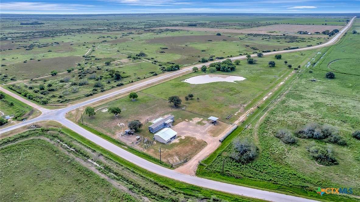 9.49 Acres of Residential Land with Home for Sale in Inez, Texas