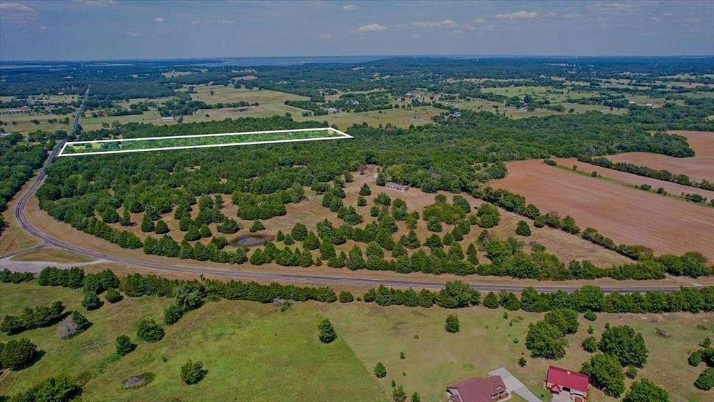 11 Acres of Land for Sale in Pottsboro, Texas