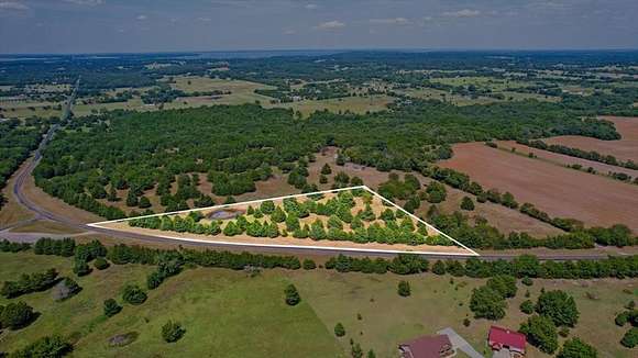 3.545 Acres of Residential Land for Sale in Pottsboro, Texas