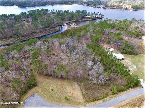 3.33 Acres of Residential Land for Sale in Arapahoe, North Carolina