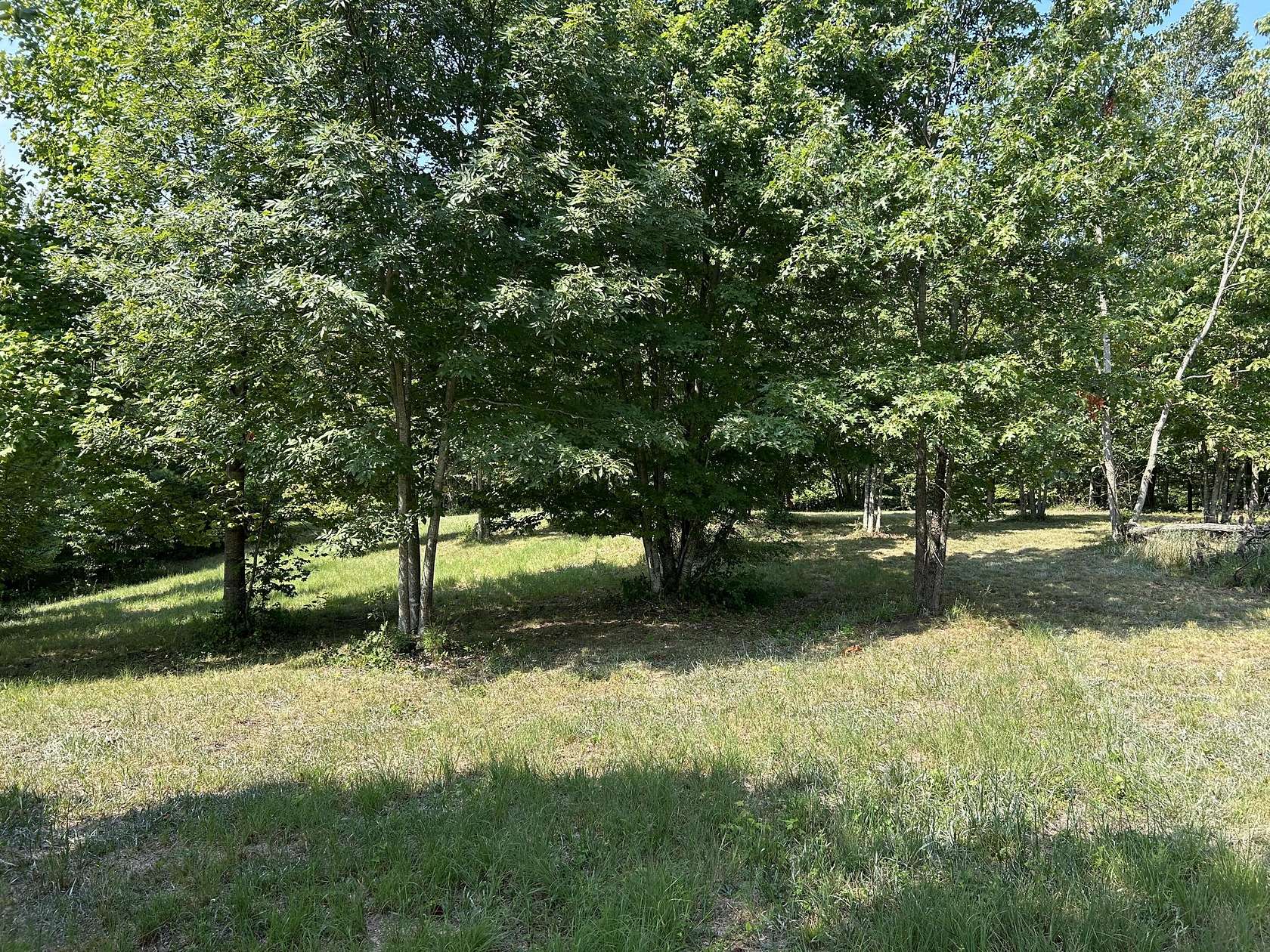 1.27 Acres of Residential Land for Sale in Jasper, Tennessee