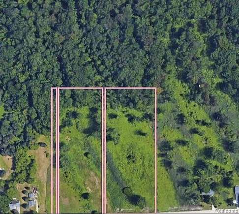 5 Acres of Residential Land for Sale in Fort Gratiot, Michigan