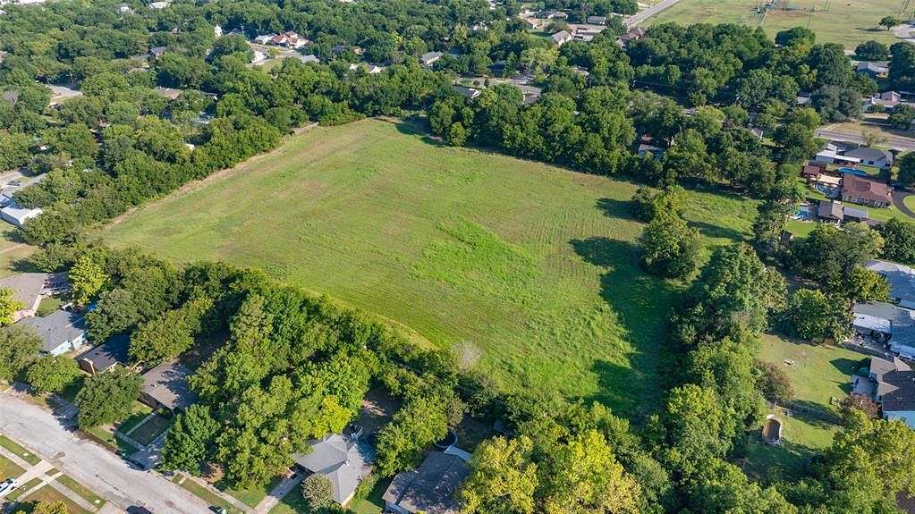 8.036 Acres of Land for Sale in Gainesville, Texas