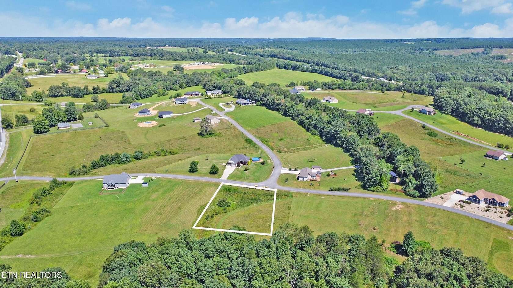 0.9 Acres of Land for Sale in Crossville, Tennessee