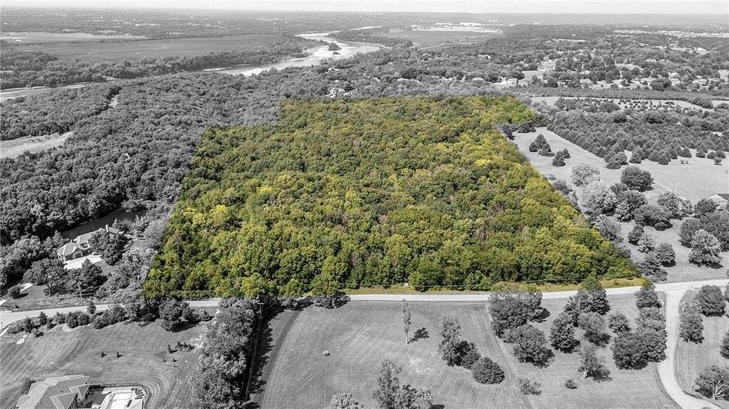 24 Acres of Recreational Land for Sale in Shawnee, Kansas