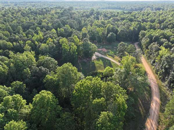 15.2 Acres of Recreational Land for Sale in Saltillo, Tennessee