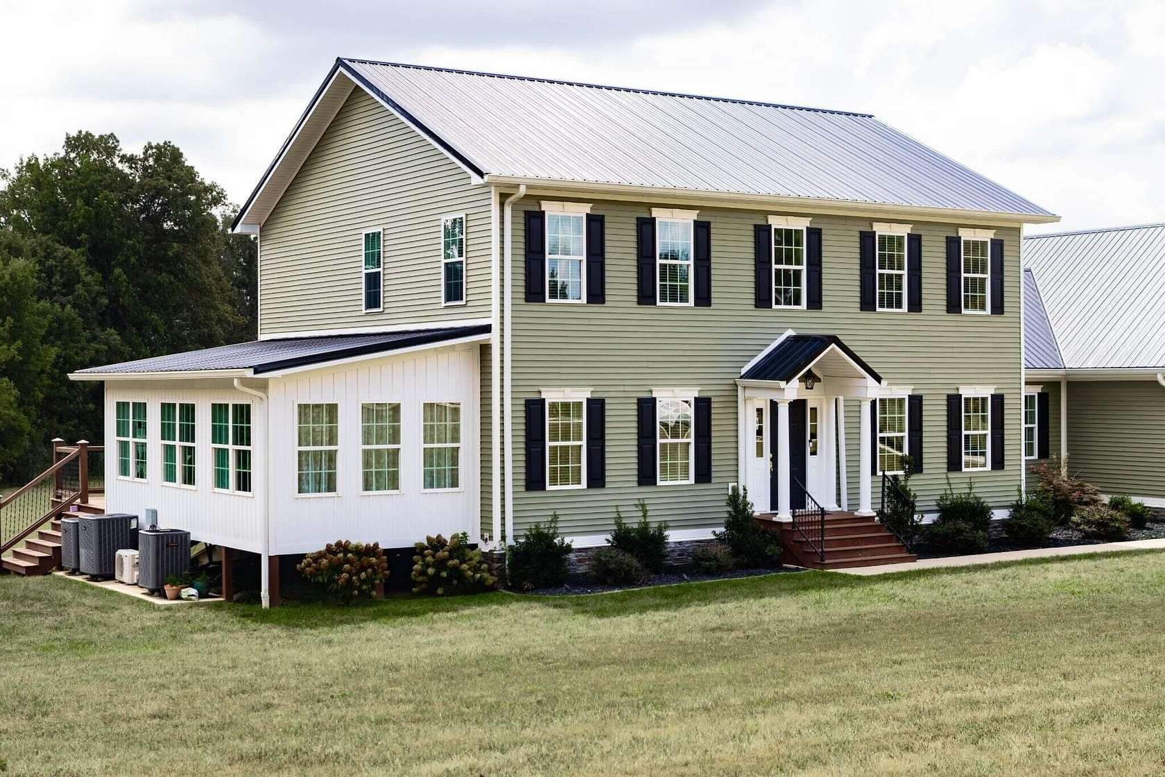 6.6 Acres of Residential Land with Home for Sale in Somerset, Kentucky