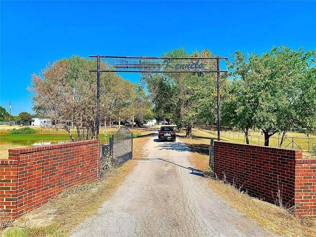 25 Acres of Commercial Land for Sale in Argyle, Texas