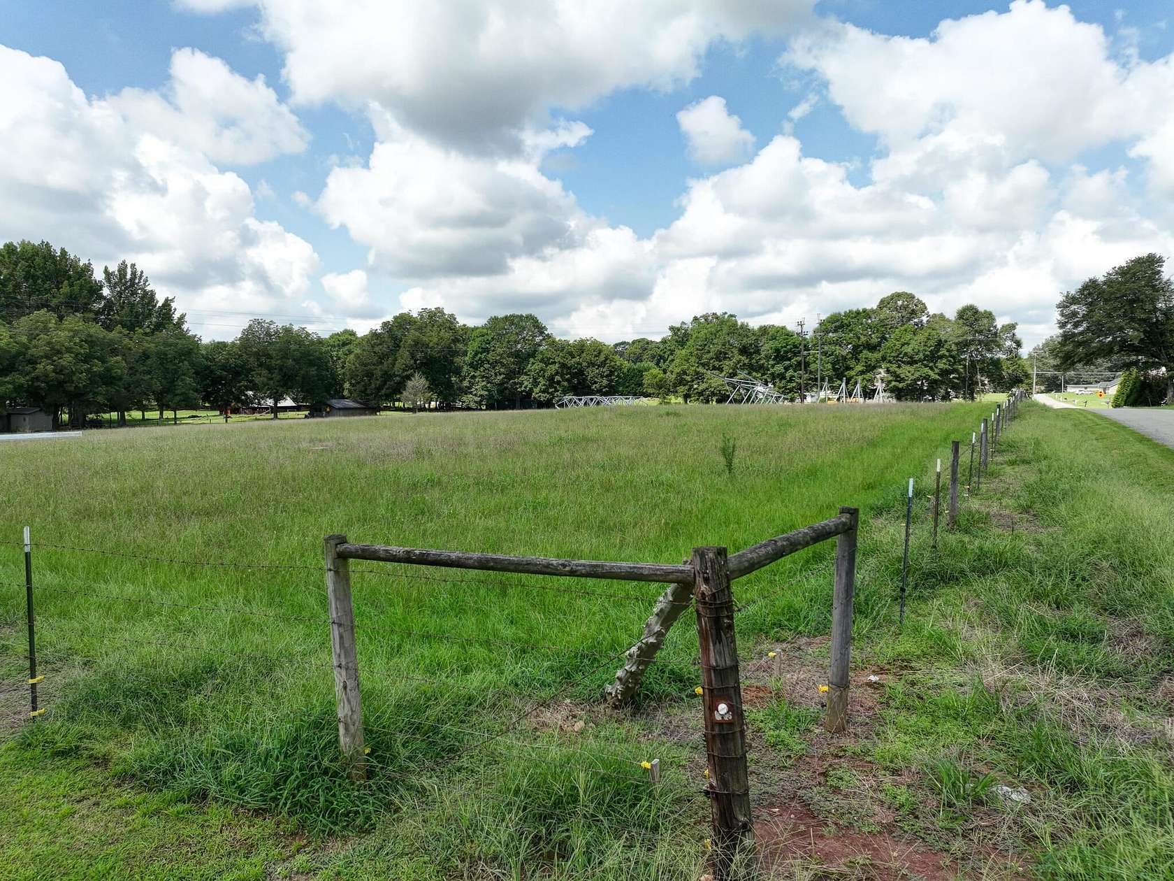 4.79 Acres of Residential Land for Sale in Inman, South Carolina