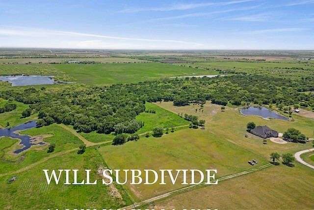 43.458 Acres of Land with Home for Sale in Tioga, Texas