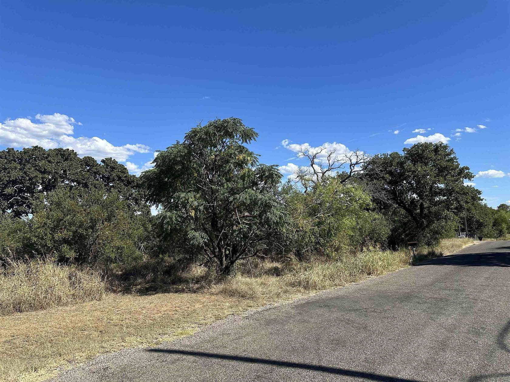 0.4 Acres of Residential Land for Sale in Kingsland, Texas