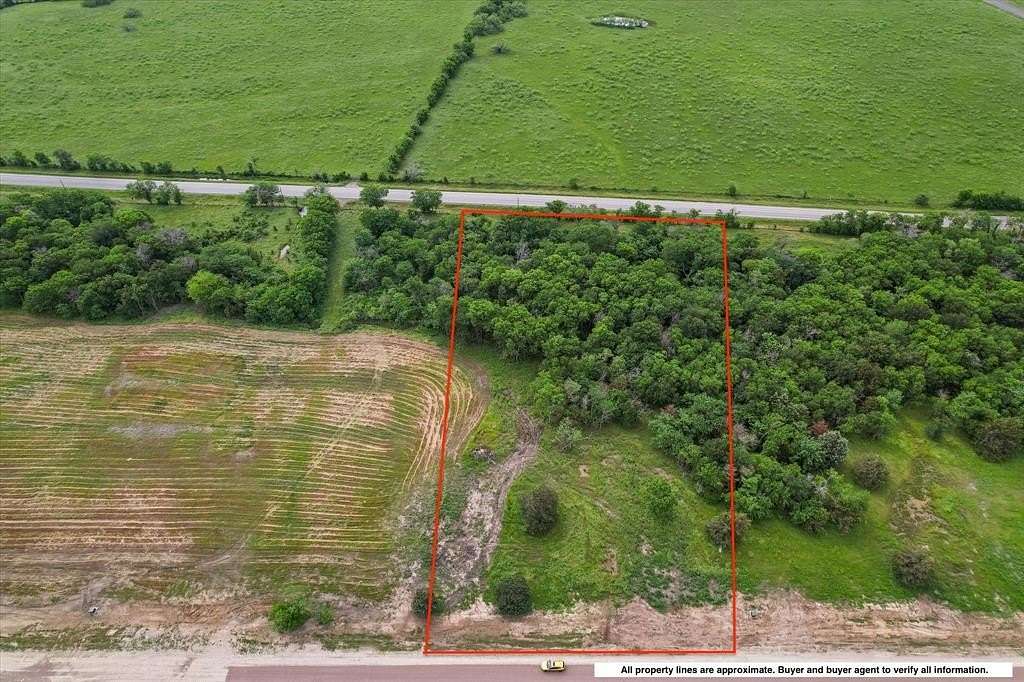 2.67 Acres of Residential Land for Sale in Corsicana, Texas