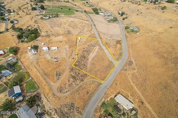 1.39 Acres of Residential Land for Sale in Yakima, Washington