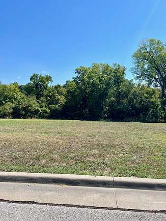 0.86 Acres of Residential Land for Sale in Webb City, Missouri