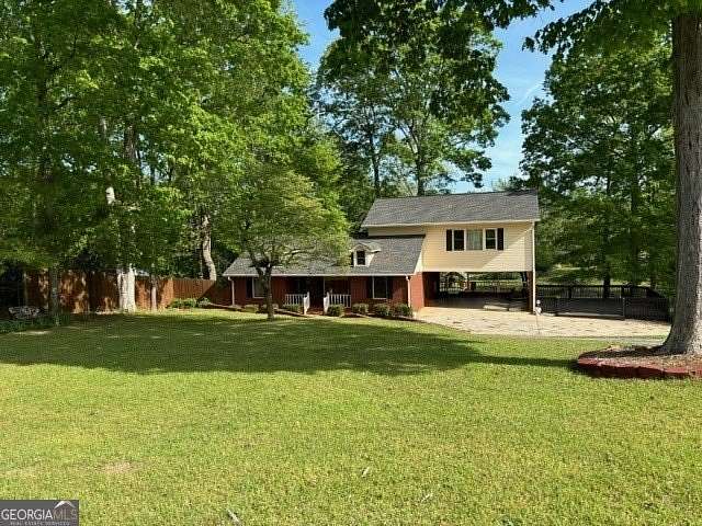 2.32 Acres of Residential Land with Home for Sale in Griffin, Georgia