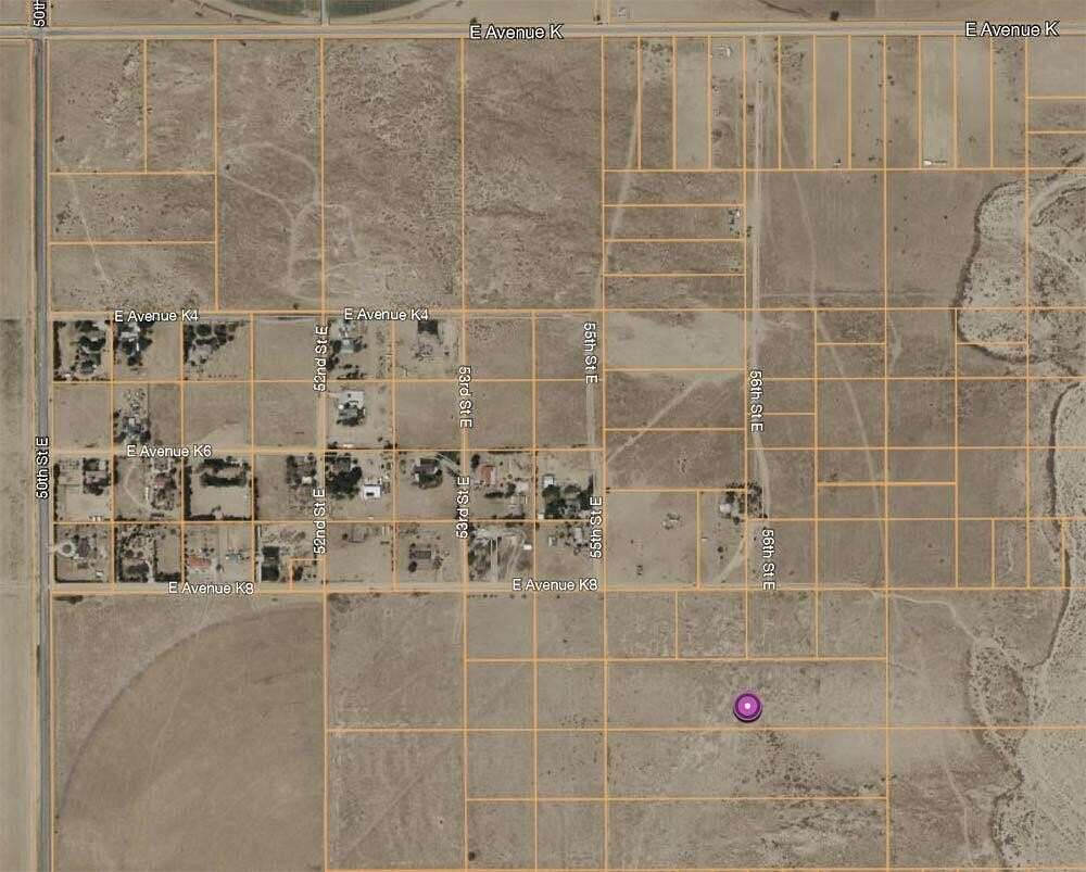 10.277 Acres of Land for Sale in Lancaster, California