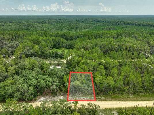 0.22 Acres of Residential Land for Sale in Interlachen, Florida