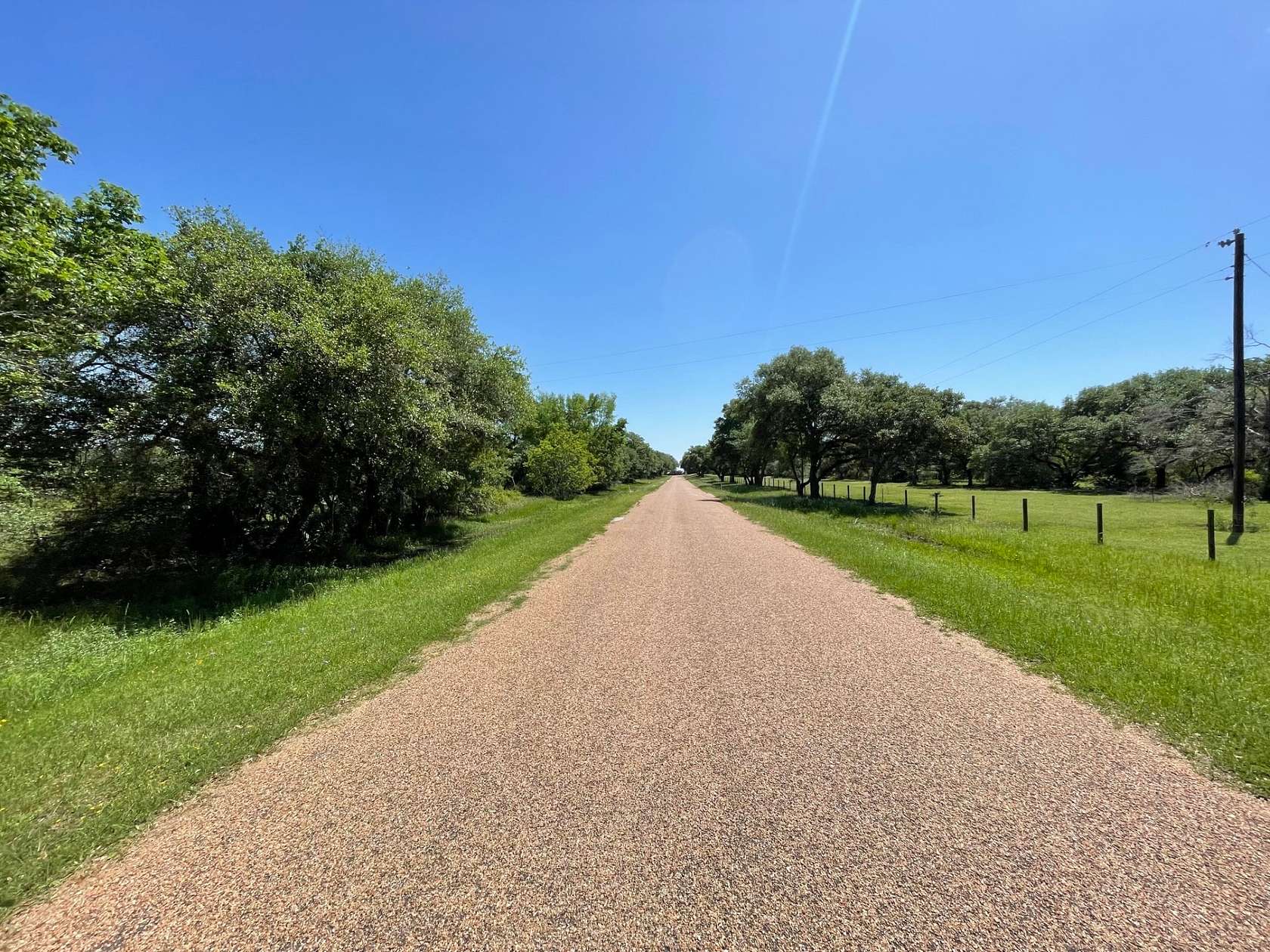 2.52 Acres of Land for Sale in Garwood, Texas