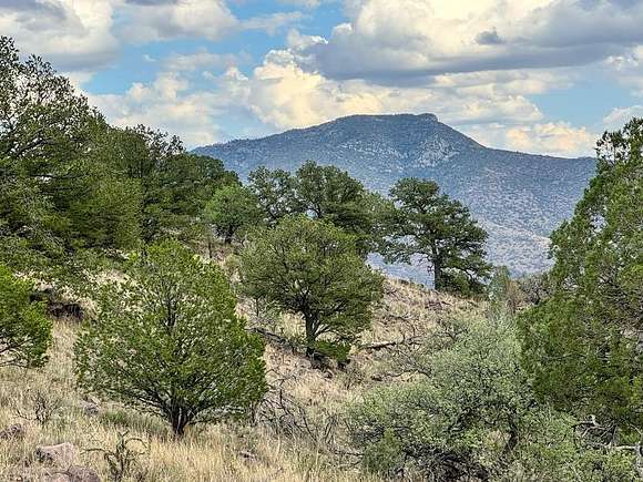 5.73 Acres of Land for Sale in Fort Davis, Texas