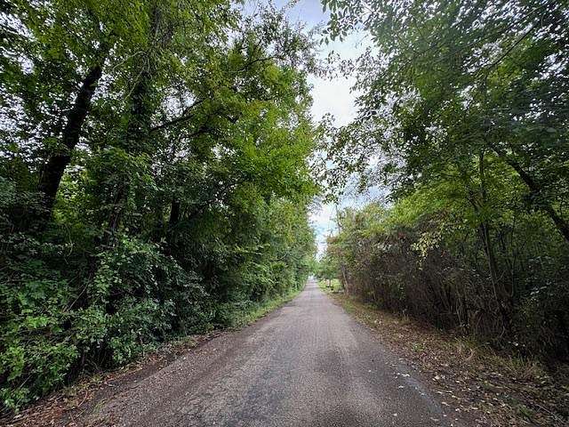 20.05 Acres of Recreational Land & Farm for Sale in Mount Pleasant, Texas