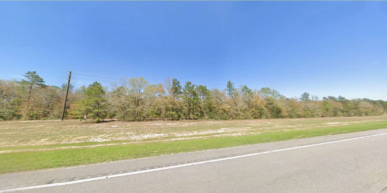 0.23 Acres of Residential Land for Sale in DeFuniak Springs, Florida