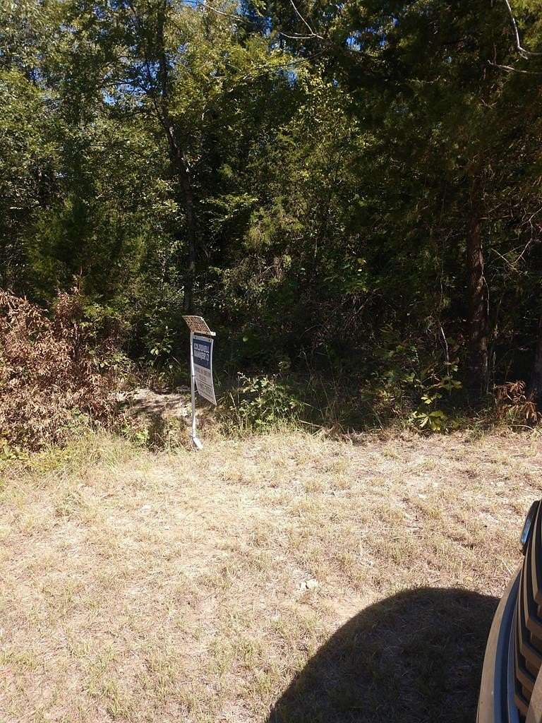 0.5 Acres of Residential Land for Sale in Gun Barrel City, Texas