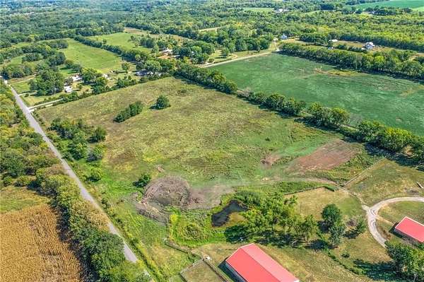 6 Acres of Residential Land for Sale in Pleasant Hill, Missouri