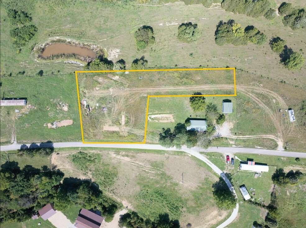 1.03 Acres of Land for Sale in Crab Orchard, Kentucky