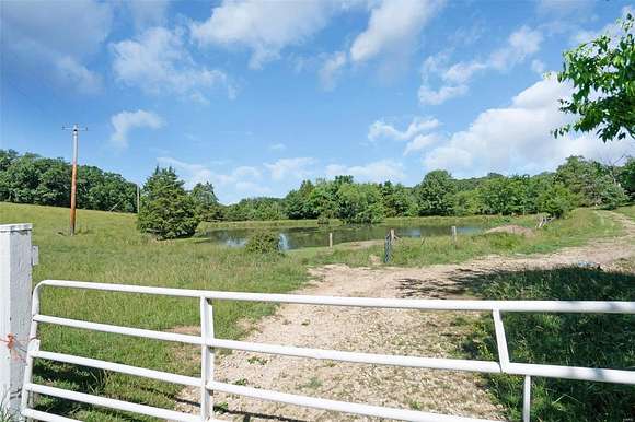 38 Acres of Agricultural Land for Sale in New Haven, Missouri