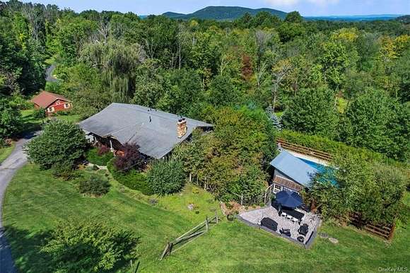 5.8 Acres of Land with Home for Sale in Warwick, New York