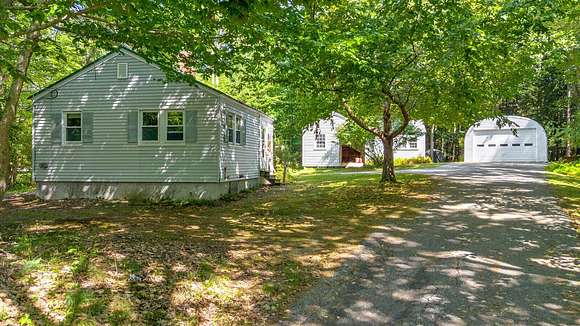 2.99 Acres of Residential Land with Home for Sale in North Yarmouth Town, Maine